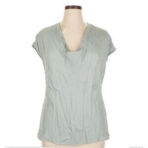 Elegant Women's Top in Light Green
